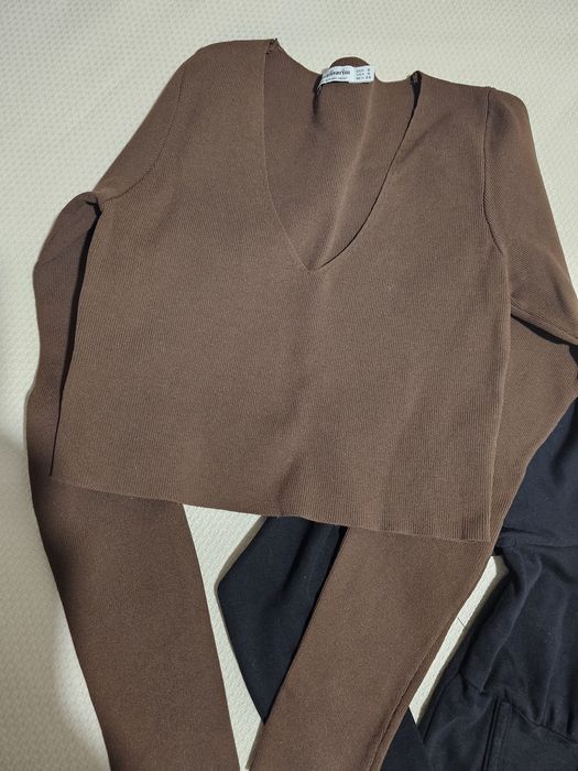 Две блузки Stradivarius и Reserved