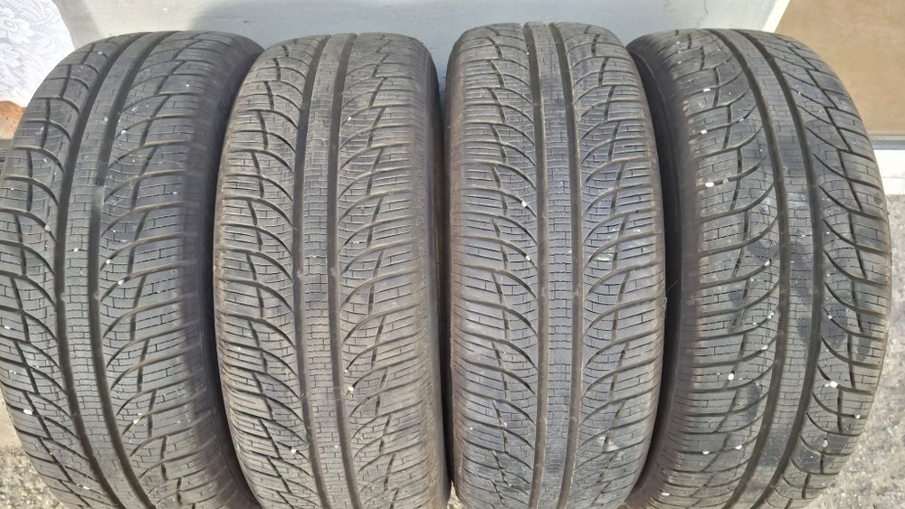 Vând Anvelope All Season 205/60R16 92H (dețin factură)