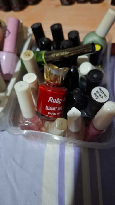 Гель-лак для ногтей б/у