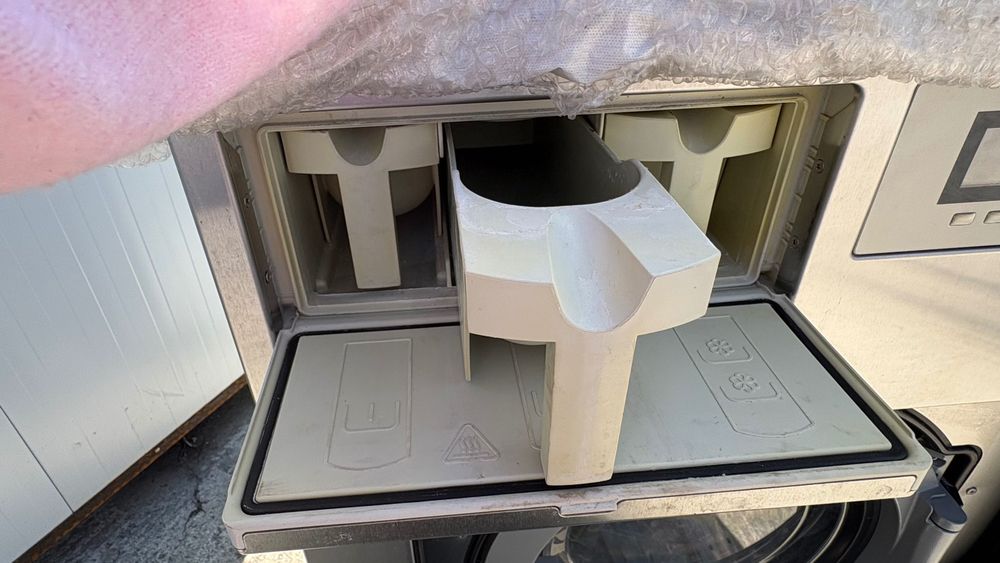 Професионална ПЕРАЛНЯ МАШИНА Miel - PW 6137