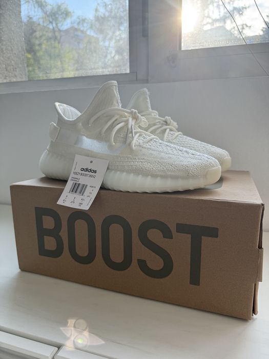 Yeezy 350 V2 bone (white)