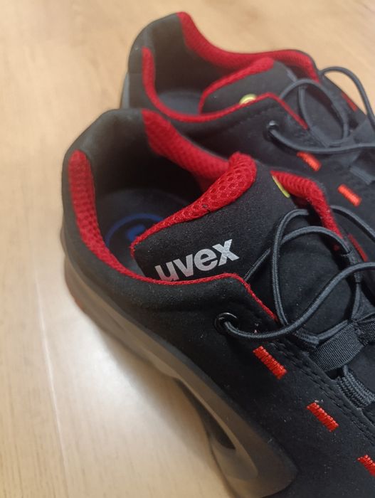 Работни обувки Uvex 44