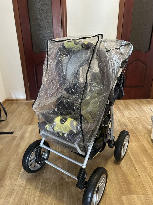 Крутая коляска, продам