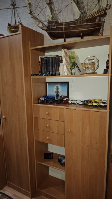 Продам гарнитур, можно по отдельности