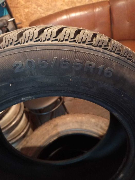 205/65 R16 Комплект 4 шт