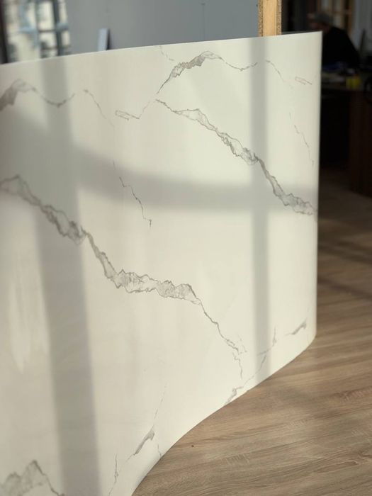 Гибкий мрамор самоклеющийся