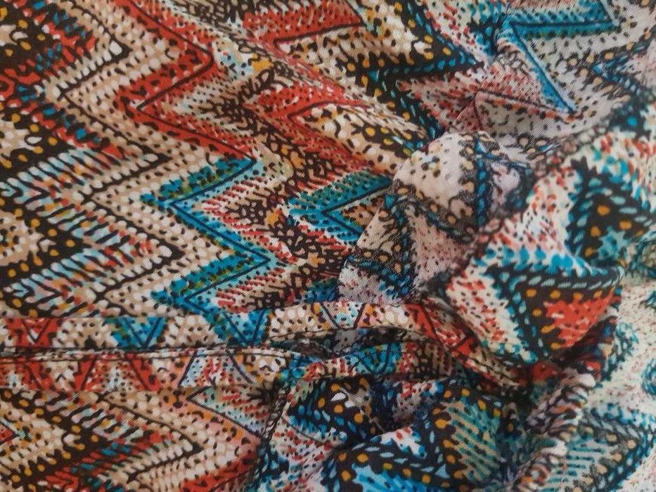 Rochita-pantalon-top  pentru varsta de 12-14 ani