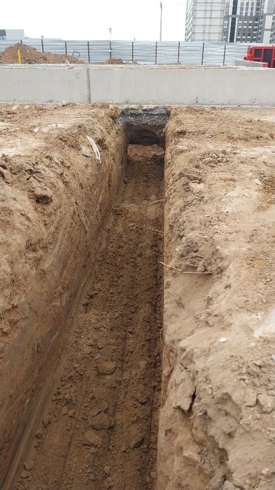 Блоха услуги мини экскаватор гидромолот. Ковш 70-40