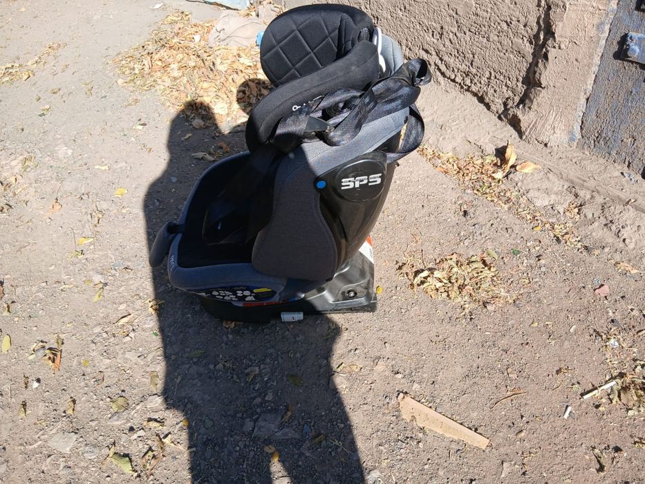 Продам детское кресло