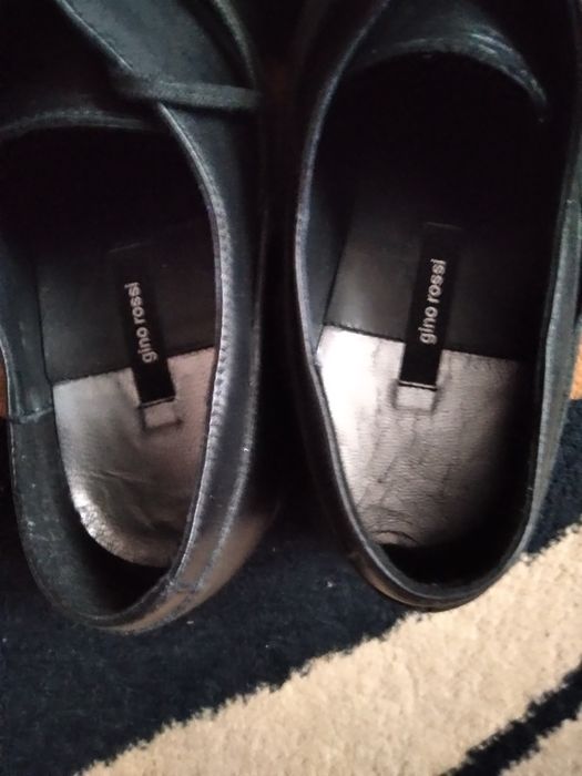 Черни обувки от естествена кожа