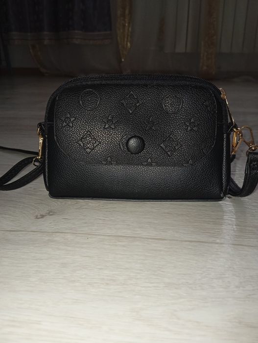 Продам сумочку .