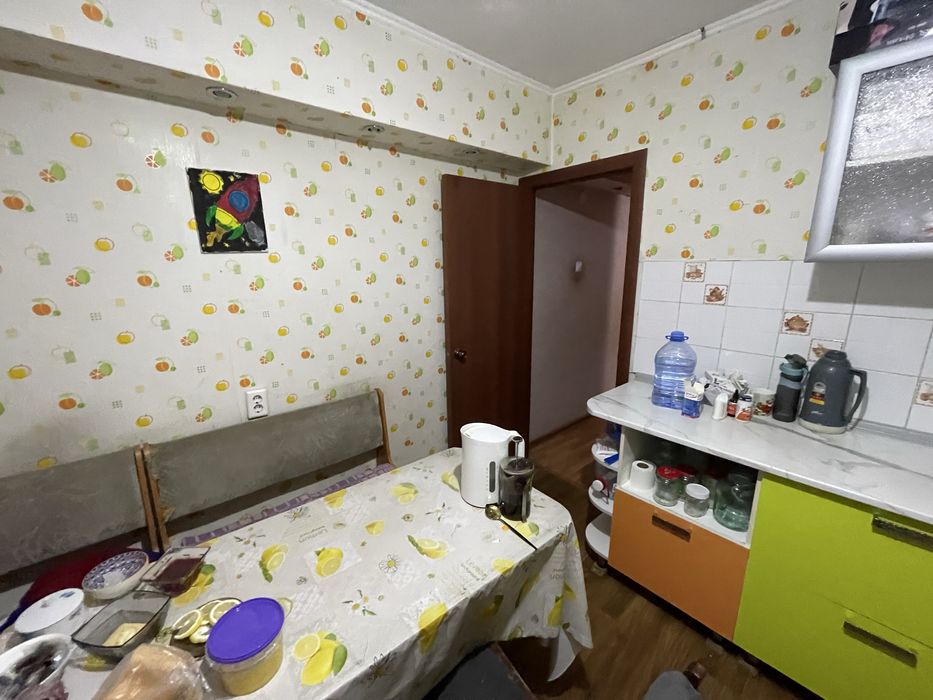 Продается 3шка Улучшенка на Валентине