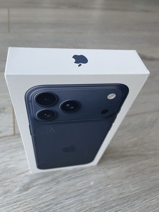 iPhone 17 ProMax Deep Blue, 256GB, Sigilat