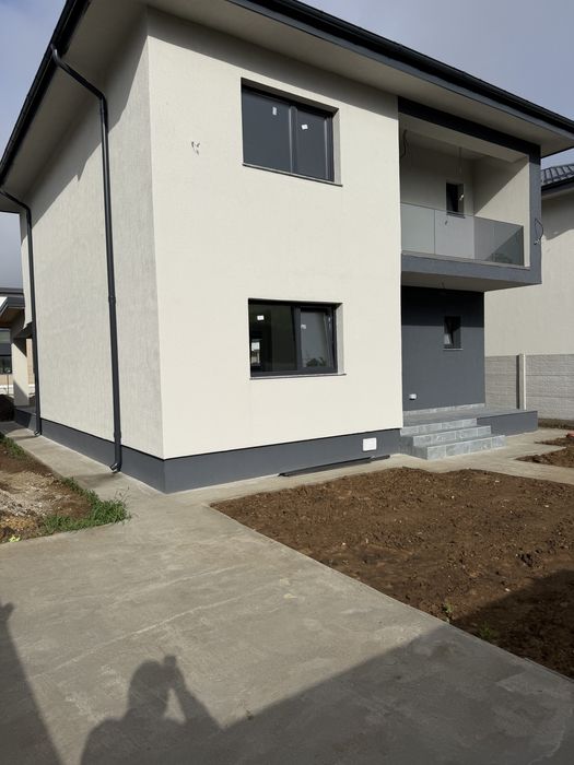 Inchiriez casa singulara 2026