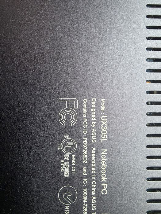 Laptop Asun Zenbook UX305LA  I7