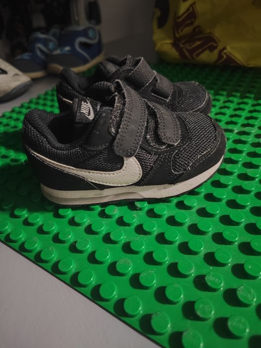 Продам красовки детские