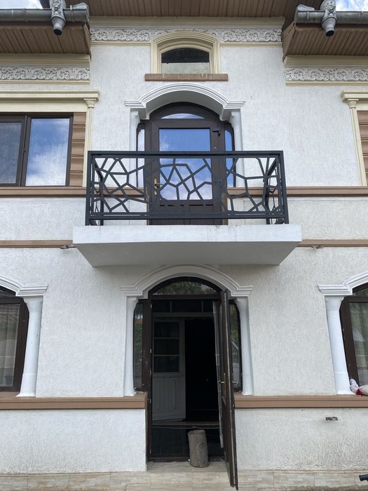Garduri porti balcoane si balustrade din tabla debitata