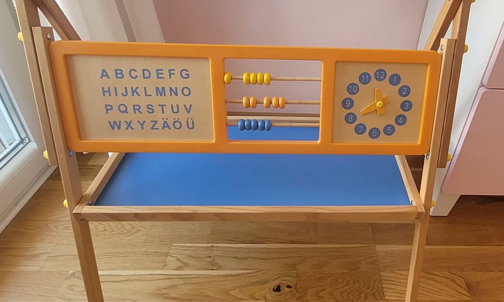 Детска образователна дъска
