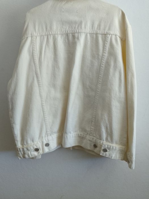 Jacheta alba de vânzare