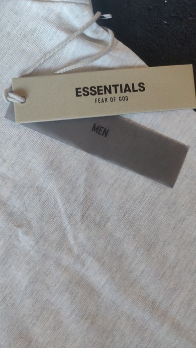 Тениска на ESSENTIALS