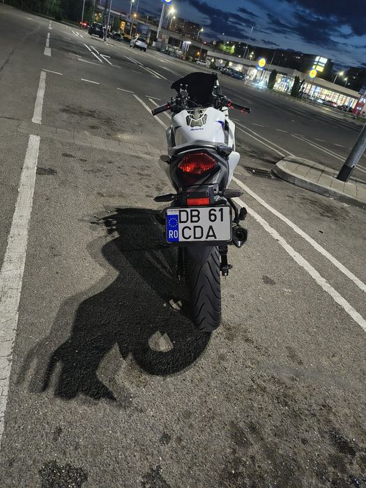 Honda cbr 125 2013(nu yamaha yzf,ktm duke,aprilia )