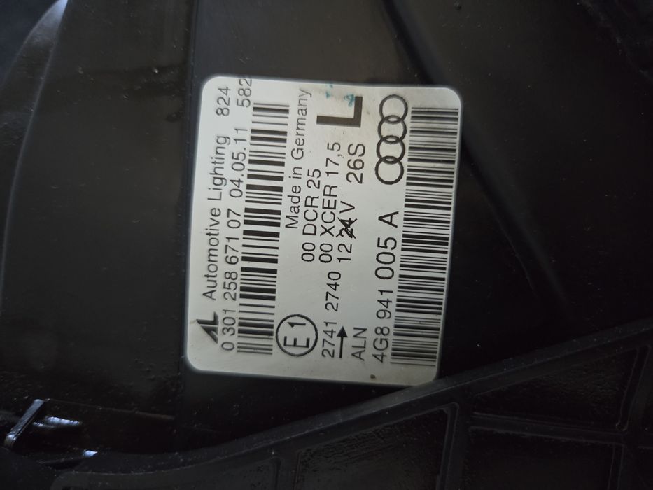 Far Stanga Fata Audi A7  4Gf 2010 - 2018 4G8941005A