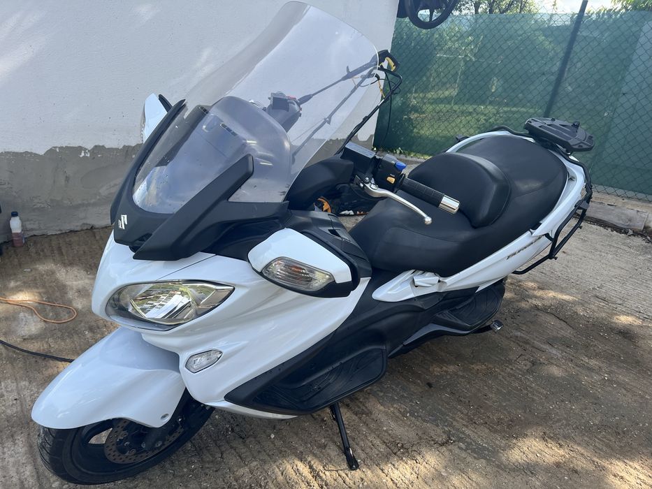 Suzuki burgman 650 executive