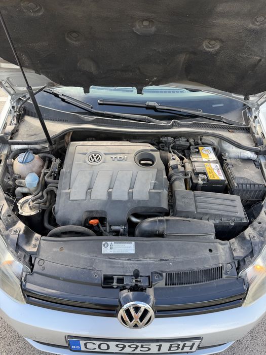 VW Golf 6 1.6 TDI  2010 Година