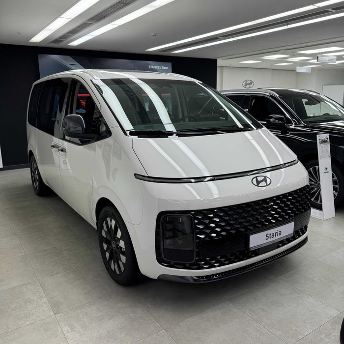 Hyundai Staria  Luxe 2026 в наличии