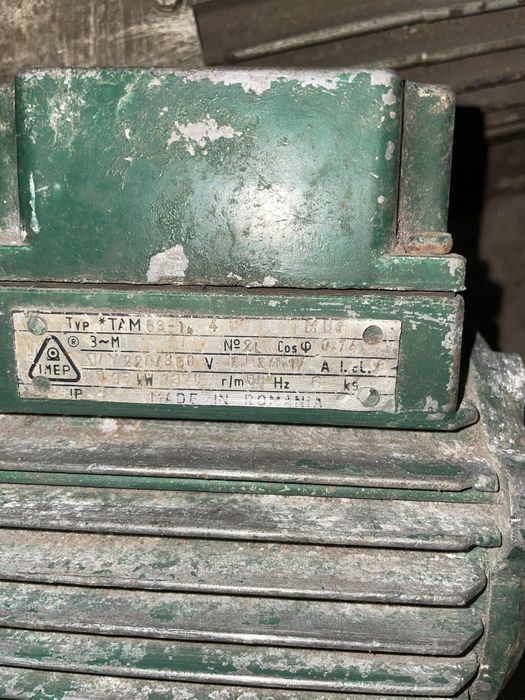 Motore electrice la 380v