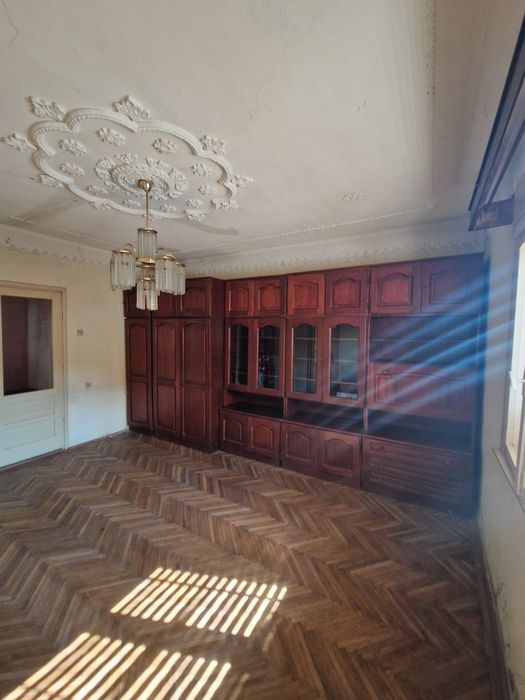 Casă de vânzare în Lipova, jud. Arad – zonă centrală, 250 m²