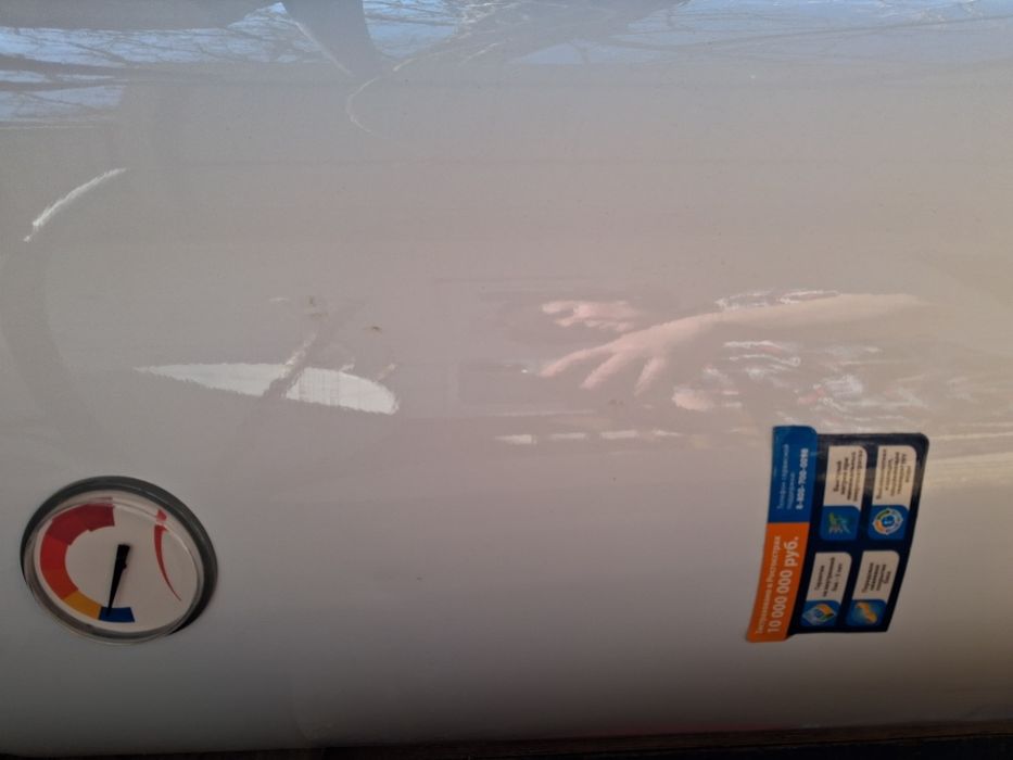 Продам бойлер на 100 литров