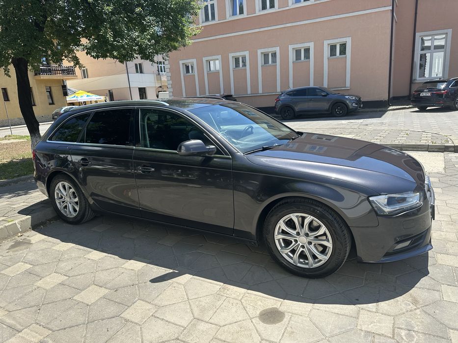 AUDI A4 Avant 2013