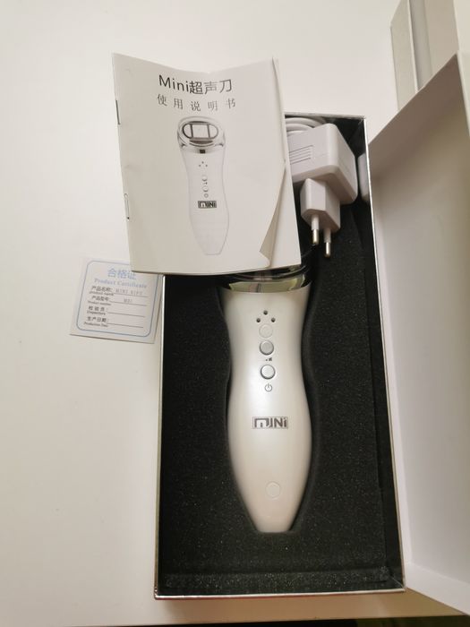 Mini HIFU – RF лифтинг и LED терапия за лице и шия