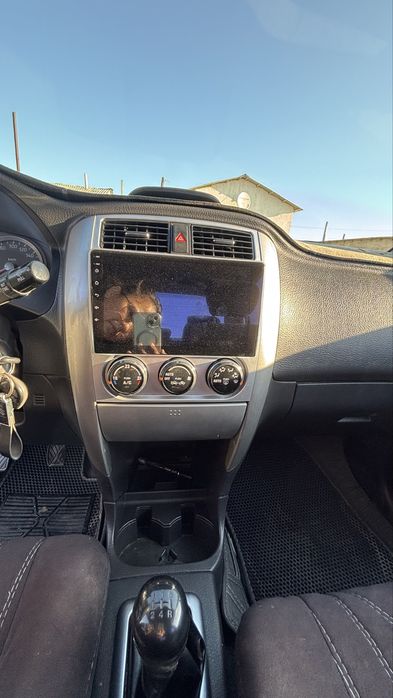 Suzuki liana 2006г