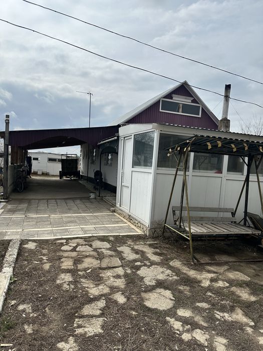 Дом на дачном участке