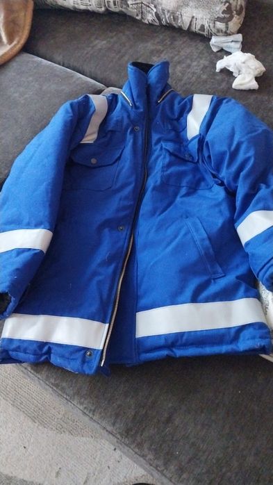 Продам куртки и все остольное