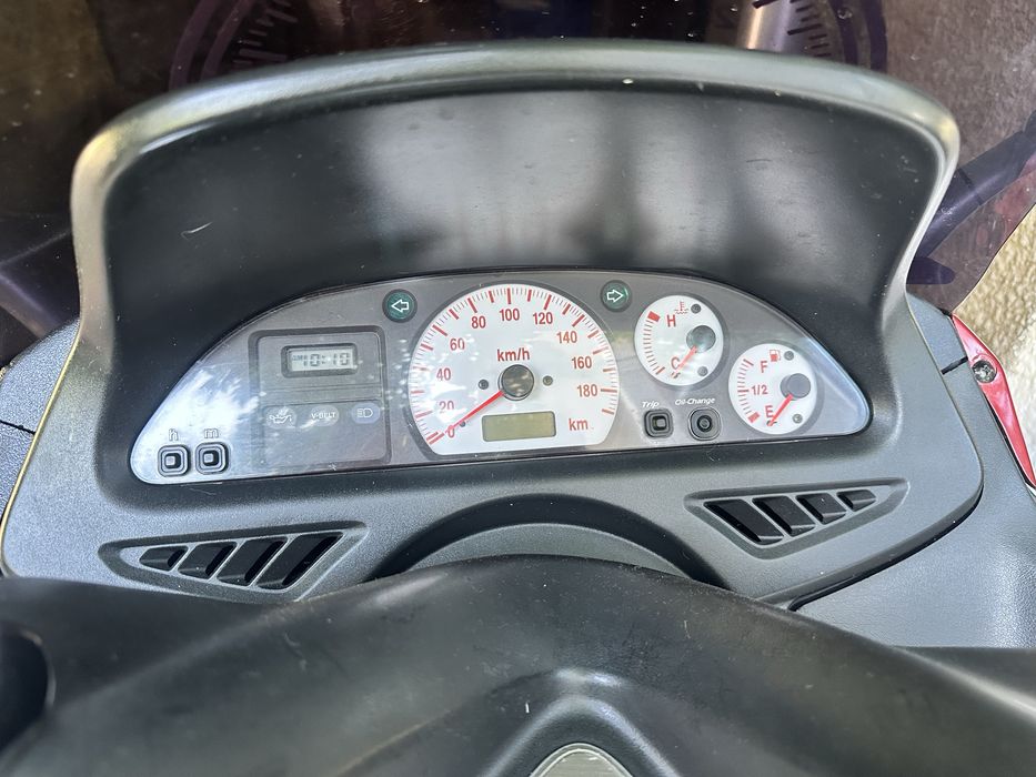 Yamaha t max scuter