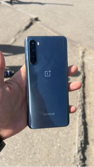One Plus Nord 8/128