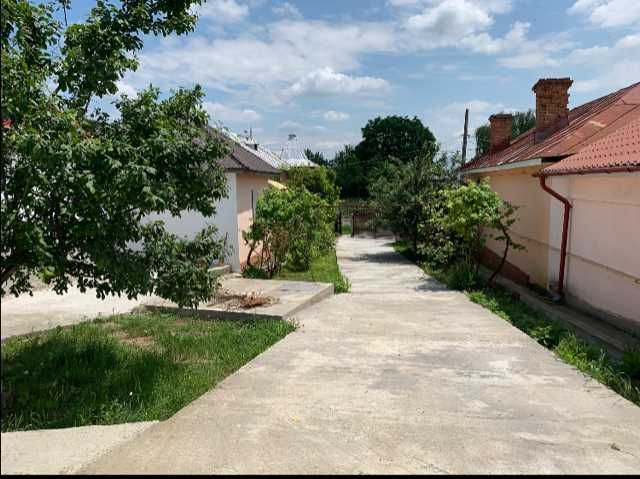 Vand casă Bradesti