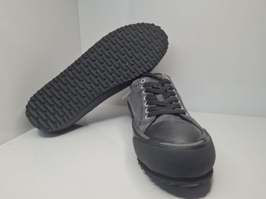 Кецове Diesel S-Principal Low

Чисто нови с кутия. 

Размер 44 стелка