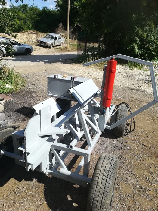 Цепачка и резачка за дърва