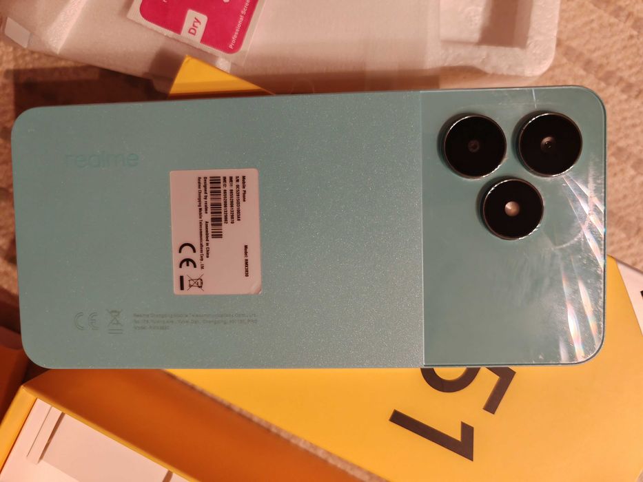 Realme c51 128Gb +255BG SD card + протектор на екран x3