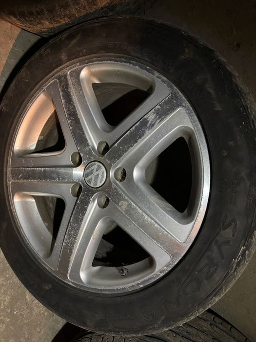 Гуми и джанти за Туарег