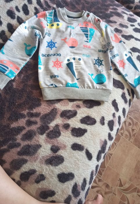 Продам детские вещи