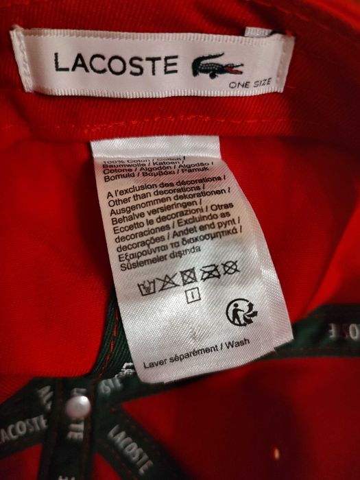 Lacoste- нова шапка