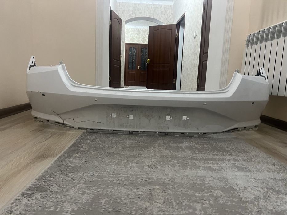 Продам задний бампер на Hyungai Elantra