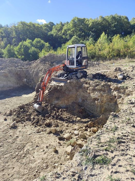 Услуги с мини багер ХИДРАВЛИЧЕН ЧУК