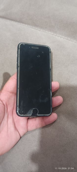 Продам iPhone 7 128