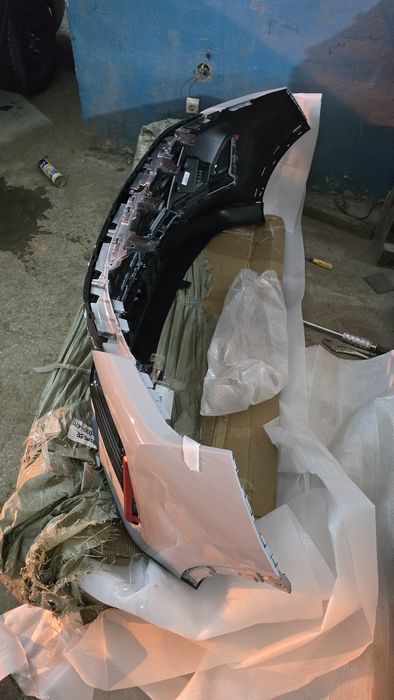 Продам бампер чанган CS55Plus